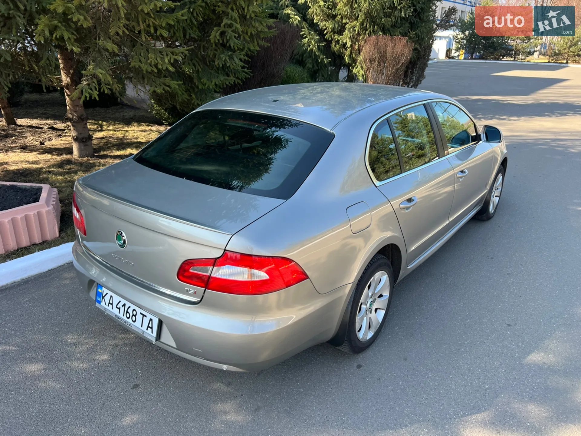 2012 Skoda Superb - мініатюра 8