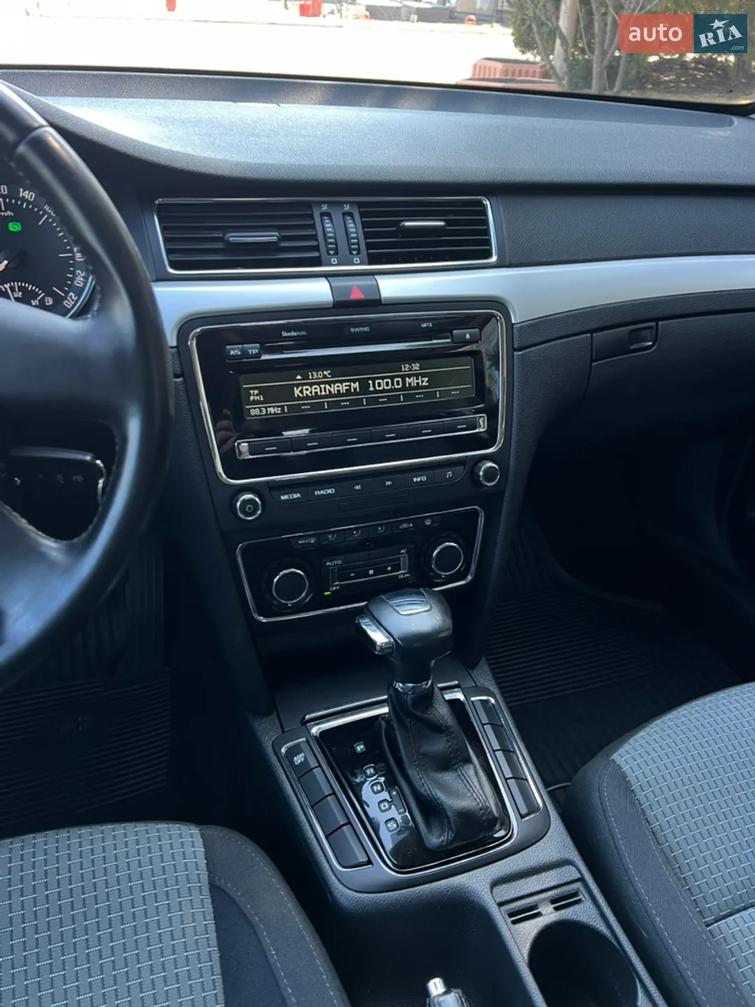 2012 Skoda Superb - мініатюра 27