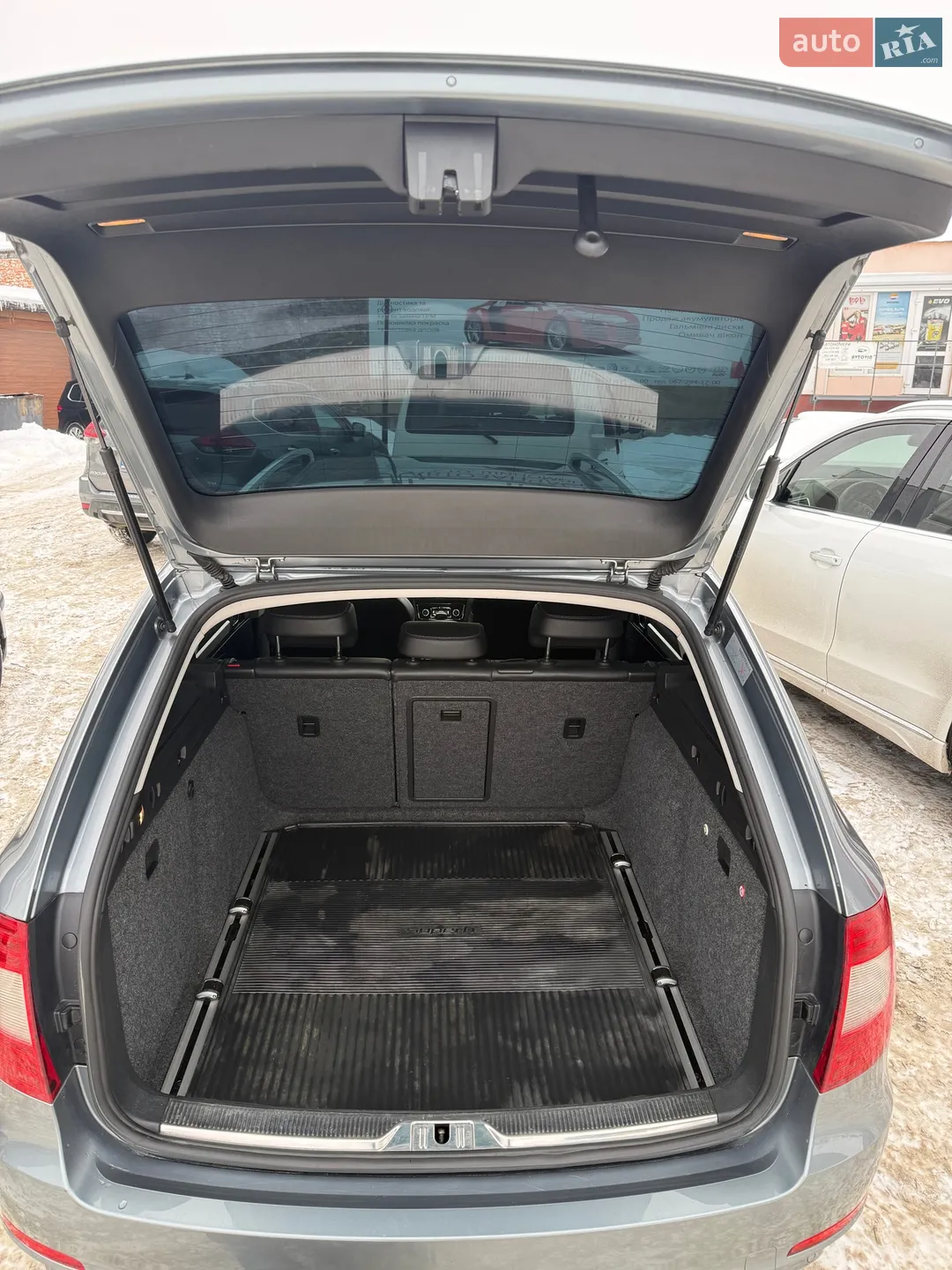 2010 Skoda Superb - мініатюра 24