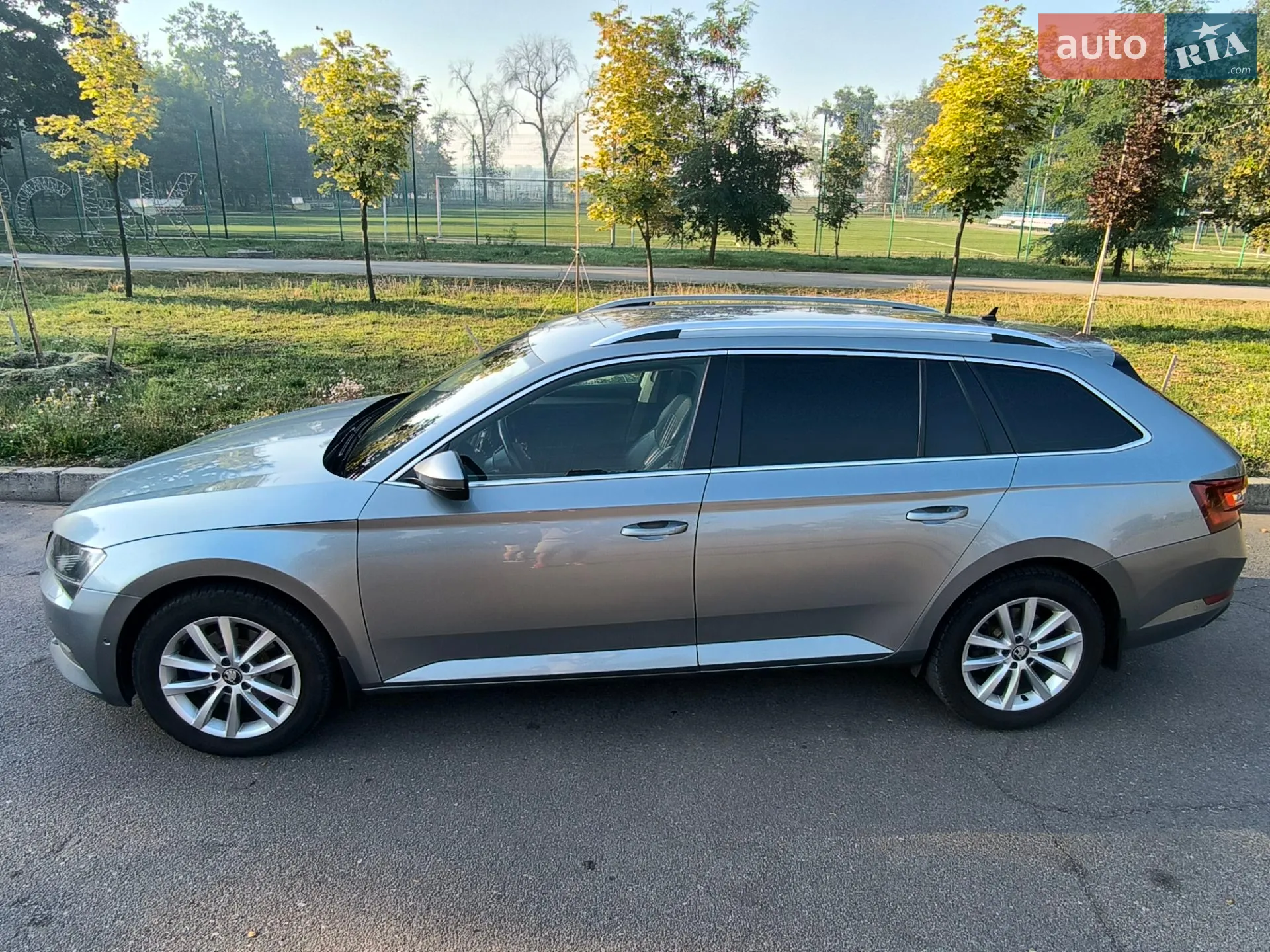 2017 Skoda Superb - мініатюра 3