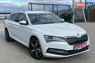 Універсал Skoda Superb 2019 в Лопатині
