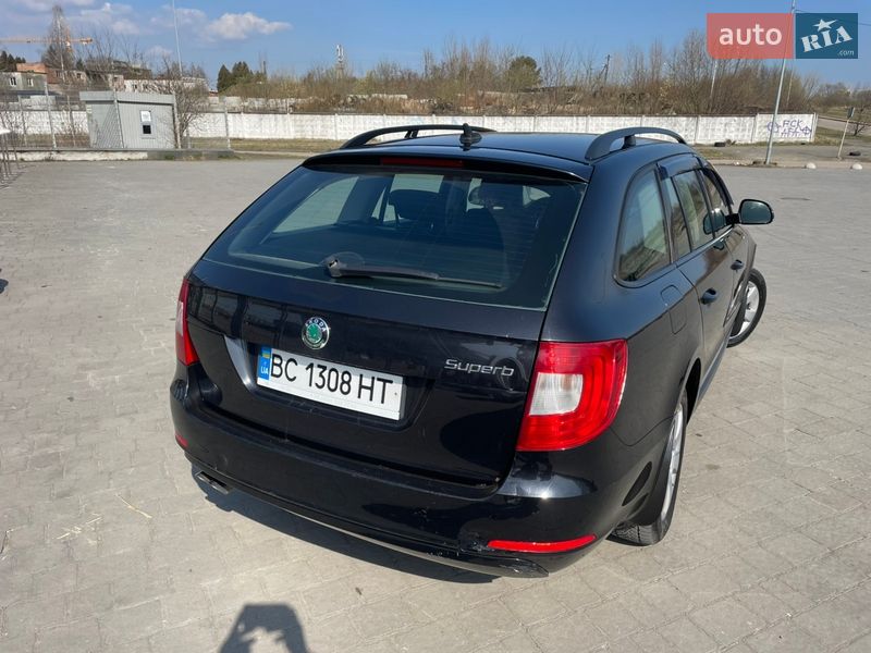 Универсал Skoda Superb 2011 в Львове фото 17 Универсал Skoda Superb 2011 в Львове