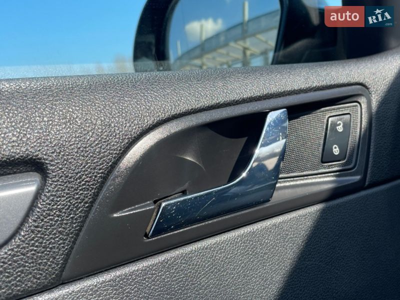 Универсал Skoda Superb 2011 в Львове фото 25 Универсал Skoda Superb 2011 в Львове