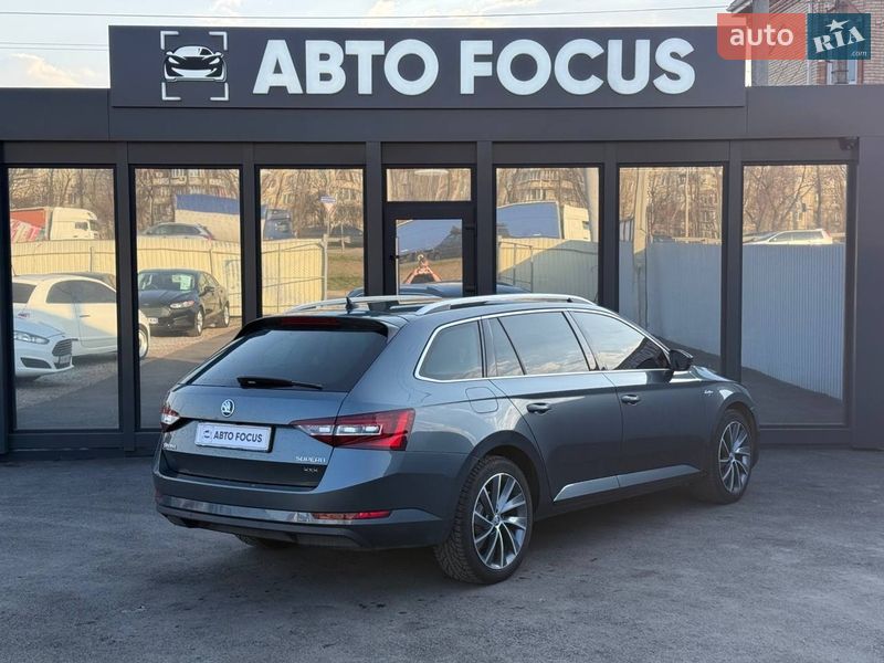 Універсал Skoda Superb 2018 в Києві