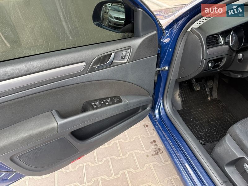 Универсал Skoda Superb 2014 в Киеве фото 4 Универсал Skoda Superb 2014 в Киеве