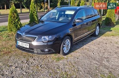 Универсал Skoda Superb 2014 в Львове