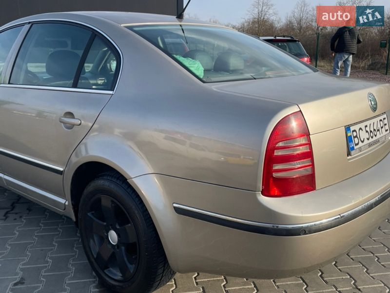 Лифтбек Skoda Superb 2002 в Стрые фото 7 Лифтбек Skoda Superb 2002 в Стрые