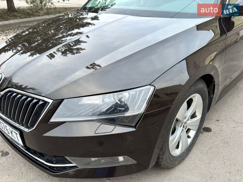 Універсал Skoda Superb 2019 в Вінниці