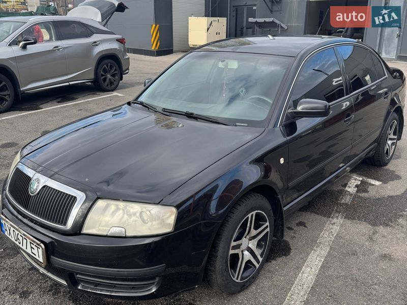 Skoda Superb 2006