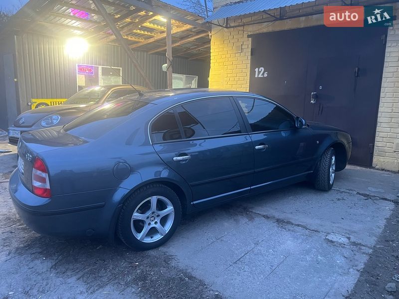 Лифтбек Skoda Superb 2007 в Полтаве