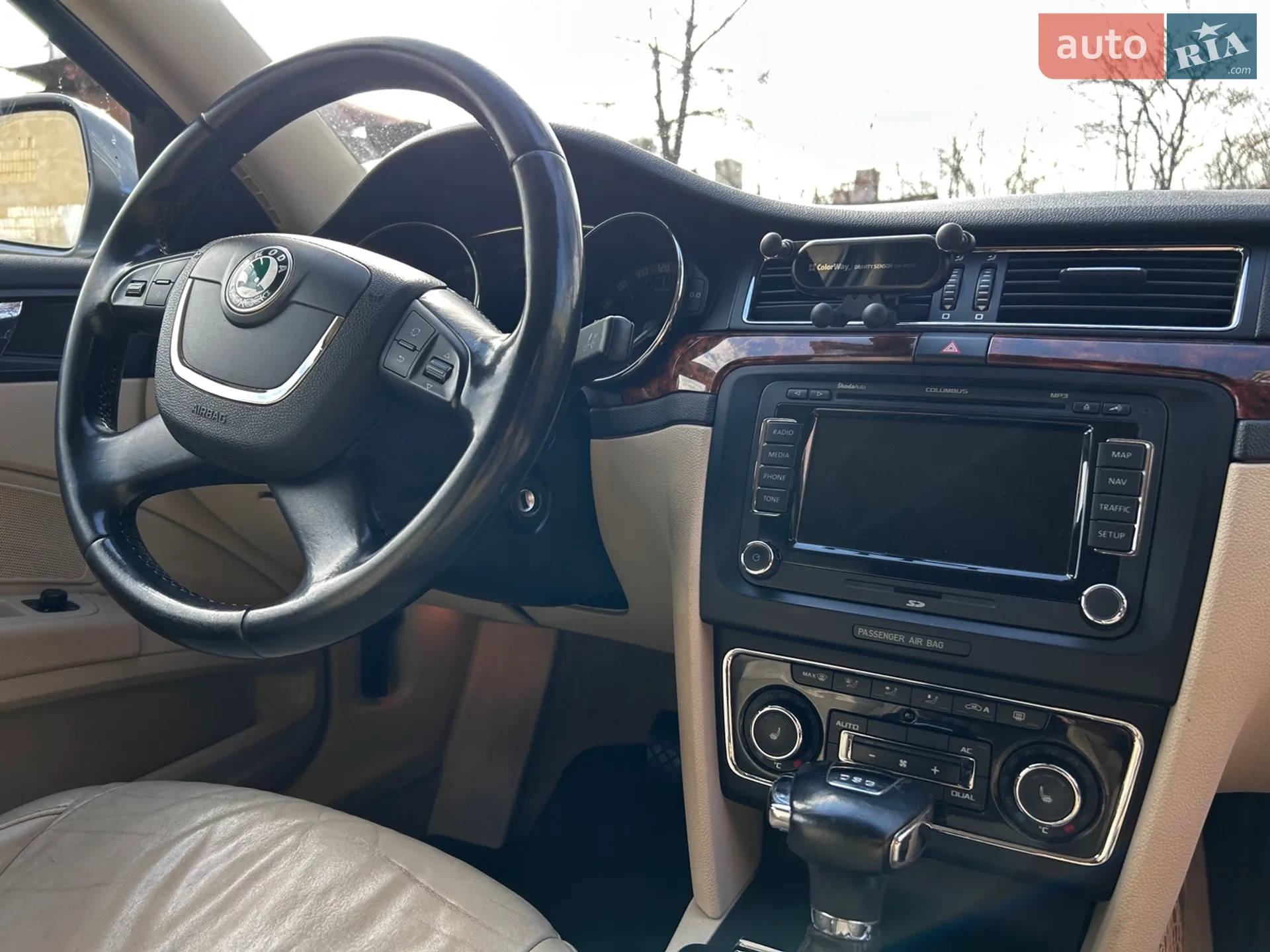 2010 Skoda Superb - мініатюра 12