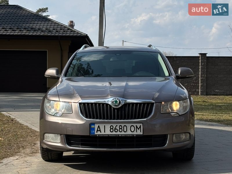 Универсал Skoda Superb 2010 в Житомире