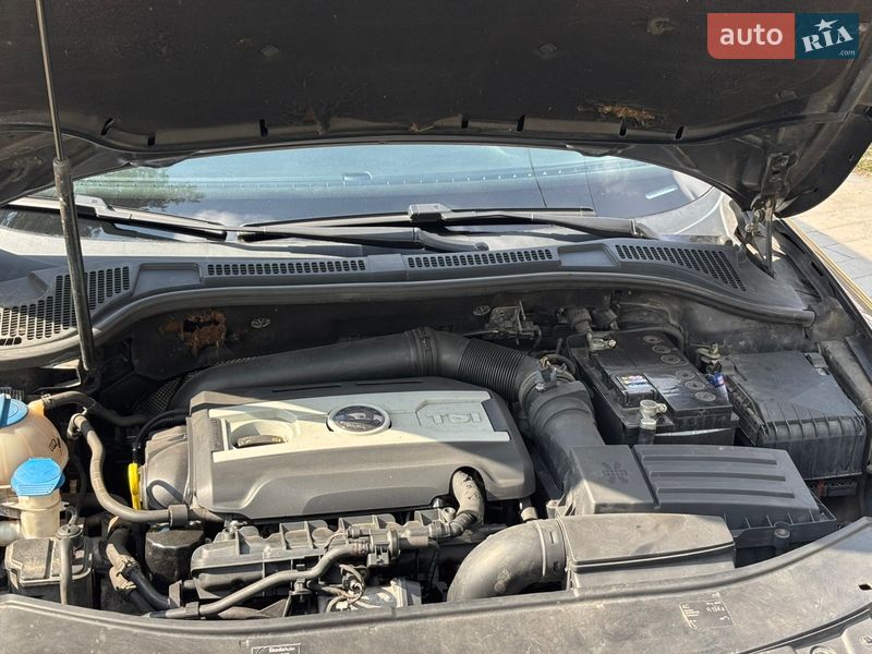 Универсал Skoda Superb 2010 в Житомире