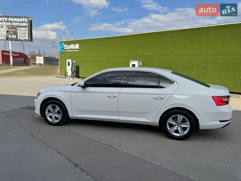 Ліфтбек Skoda Superb 2018 в Києві