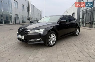 Ліфтбек Skoda Superb 2023 в Івано-Франківську