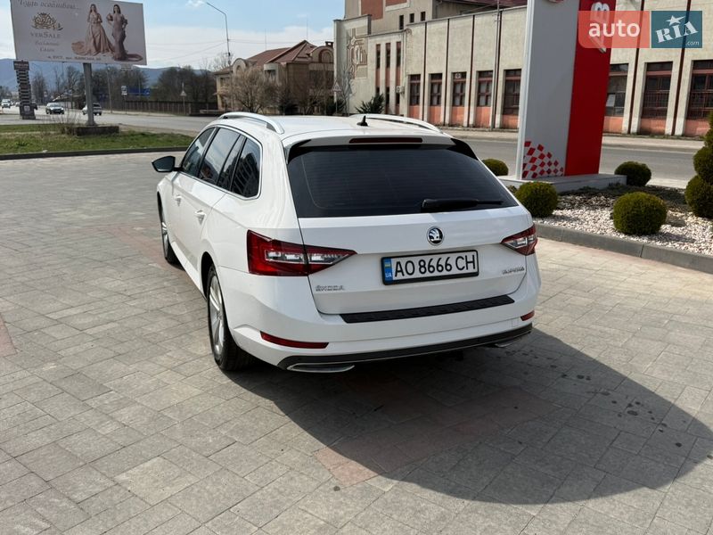 Универсал Skoda Superb 2018 в Хусте