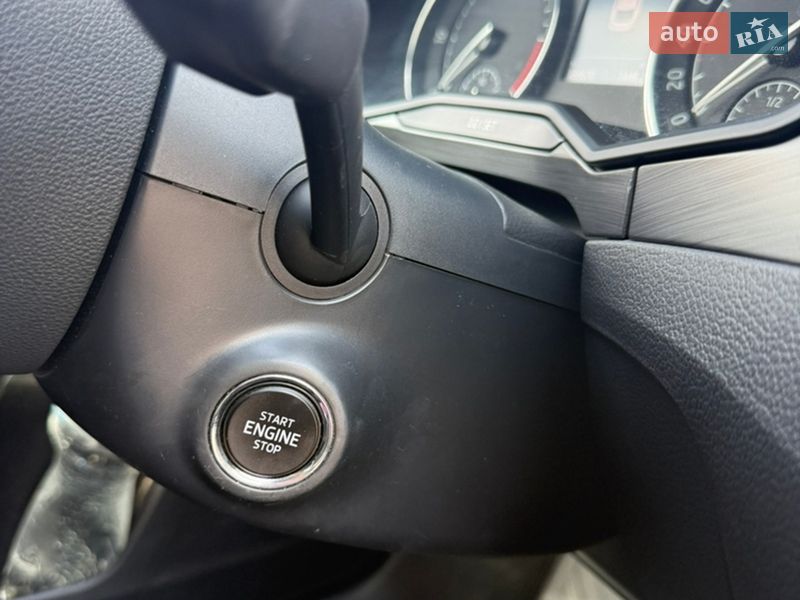 Универсал Skoda Superb 2018 в Хусте