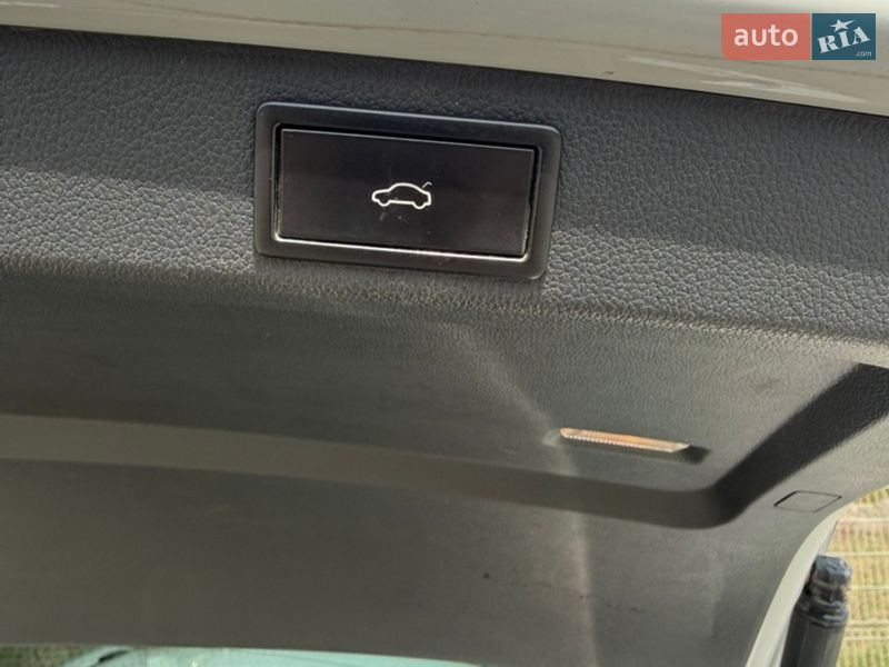 Универсал Skoda Superb 2018 в Хусте