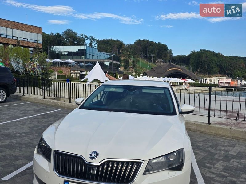 Лифтбек Skoda Superb 2015 в Львове фото 3 Лифтбек Skoda Superb 2015 в Львове