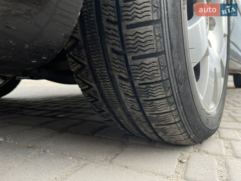 Лифтбек Skoda Superb 2005 в Рава-Русской фото 34 Лифтбек Skoda Superb 2005 в Рава-Русской