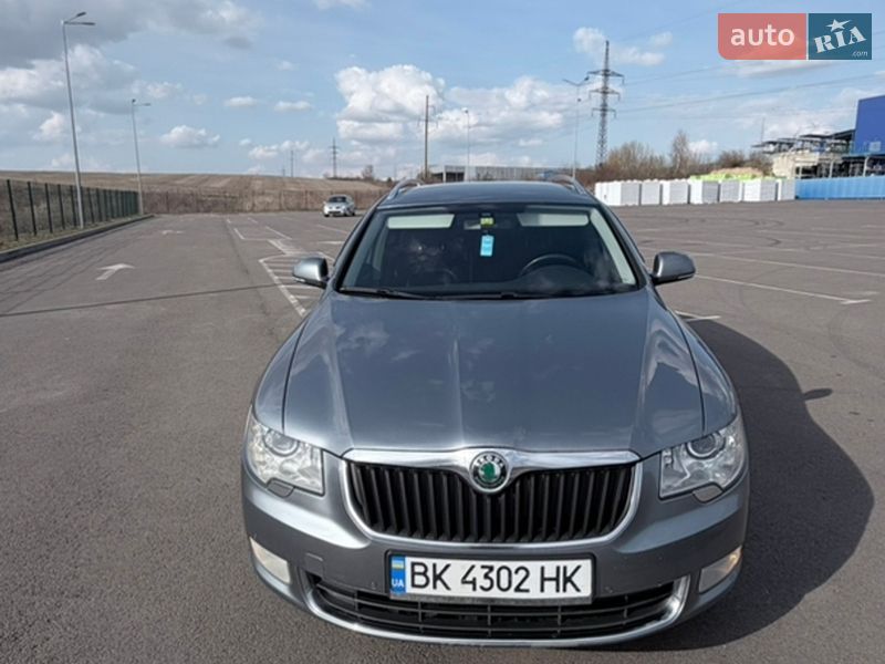 Универсал Skoda Superb 2012 в Ровно фото 3 Универсал Skoda Superb 2012 в Ровно