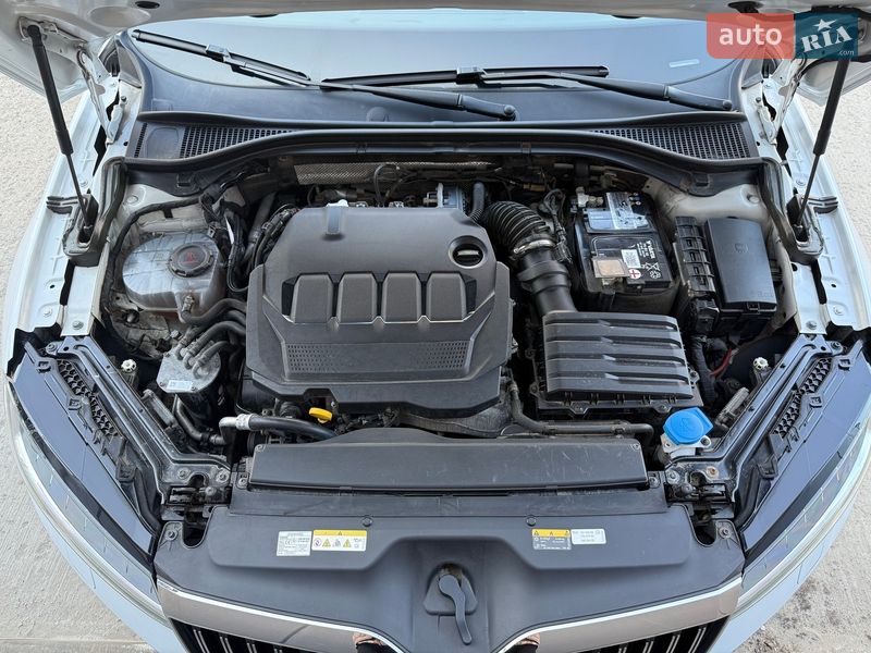 Универсал Skoda Superb 2021 в Киеве фото 39 Универсал Skoda Superb 2021 в Киеве