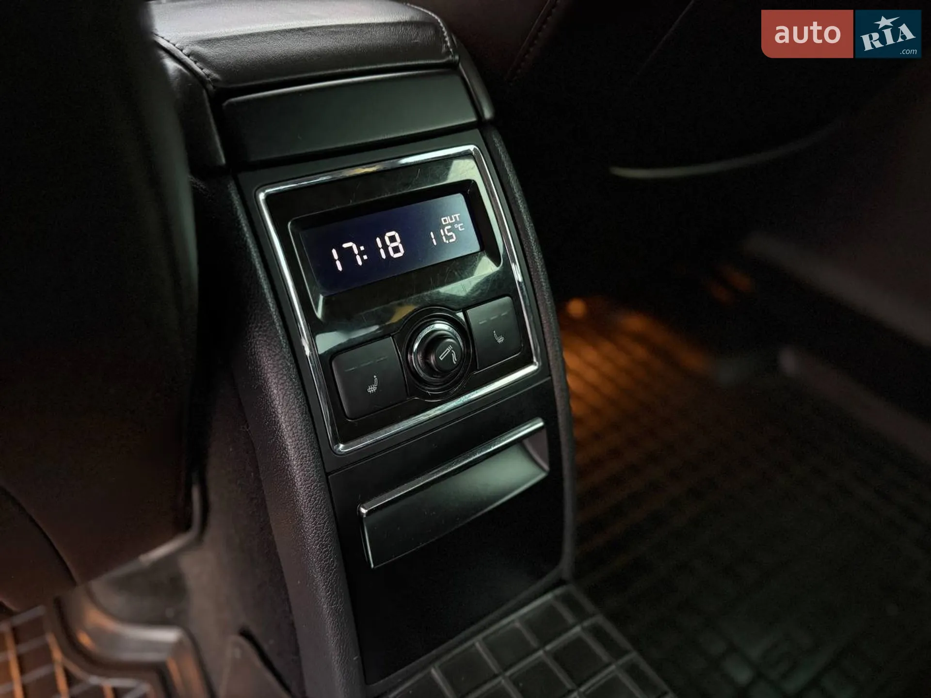 2013 Skoda Superb - мініатюра 9