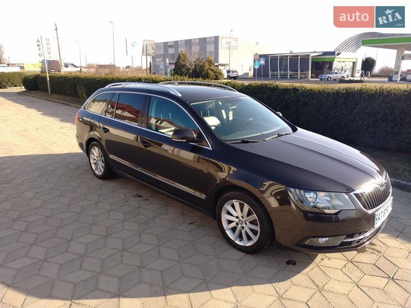 Универсал Skoda Superb 2015 в Снятине