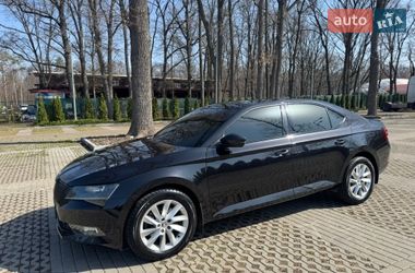 Ліфтбек Skoda Superb 2016 в Харкові