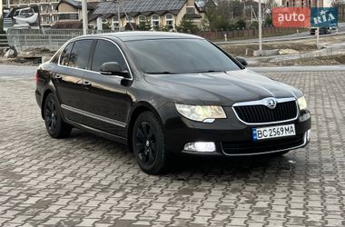 Ліфтбек Skoda Superb 2013 в Львові