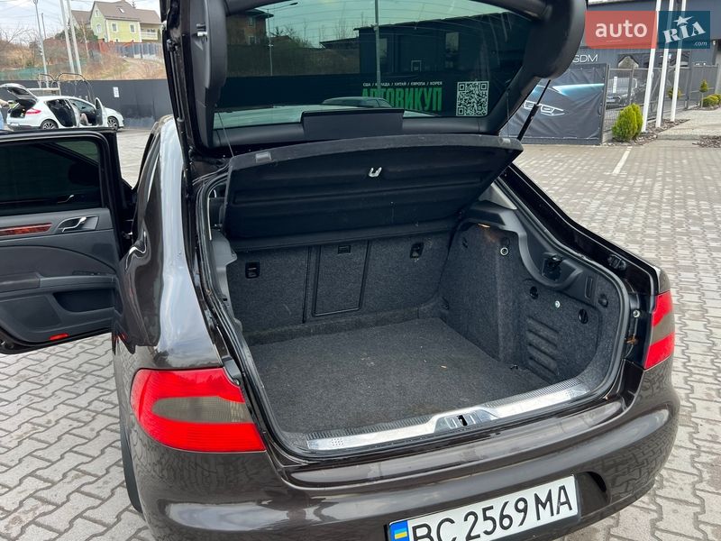 Лифтбек Skoda Superb 2013 в Шептицькому