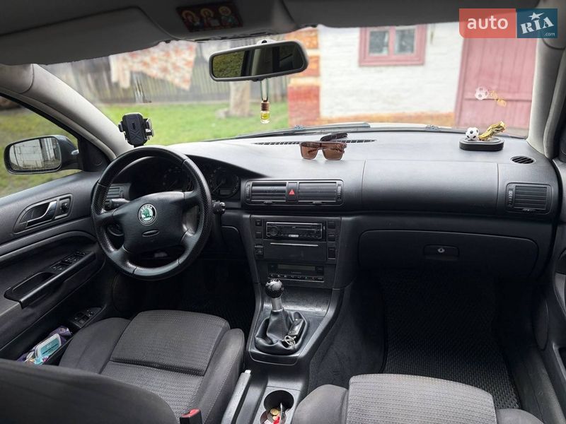 Лифтбек Skoda Superb 2004 в Хороле фото 9 Лифтбек Skoda Superb 2004 в Хороле