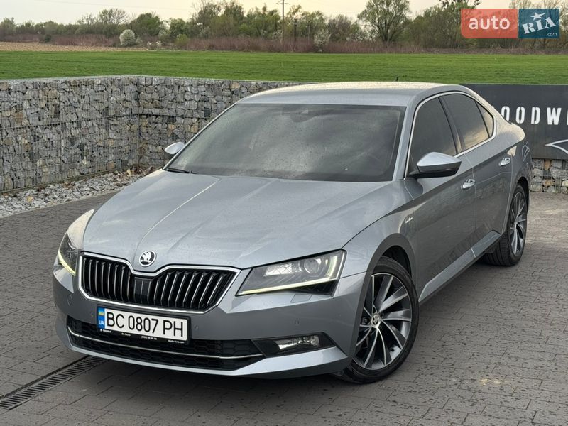 Лифтбек Skoda Superb 2015 в Мукачево