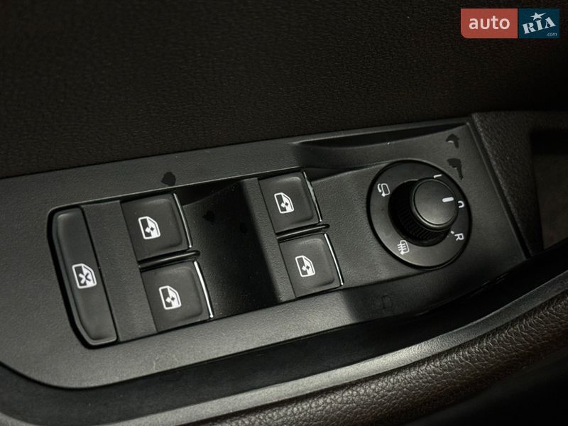 Лифтбек Skoda Superb 2015 в Мукачево