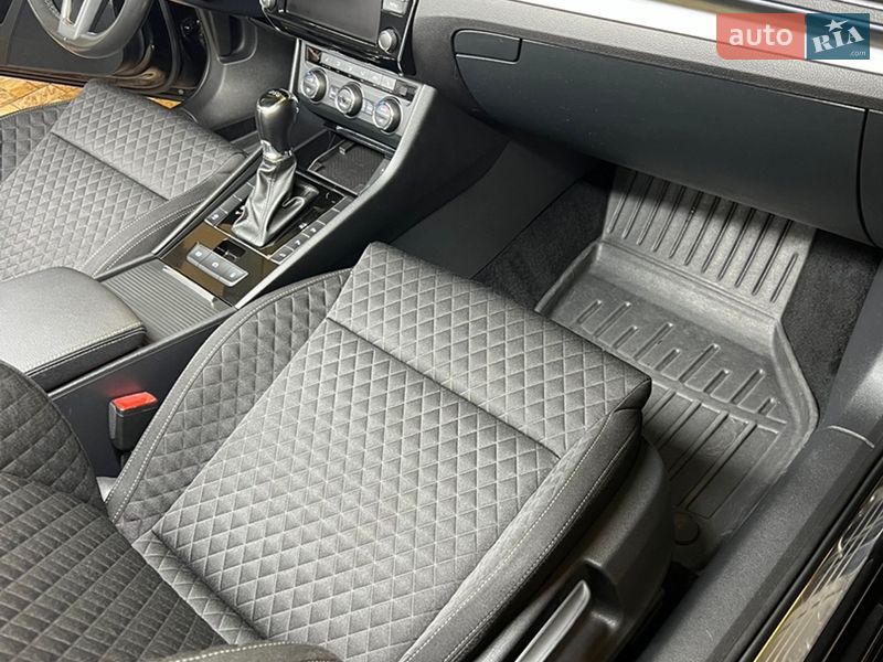 Универсал Skoda Superb 2017 в Ивано-Франковске фото 12 Универсал Skoda Superb 2017 в Ивано-Франковске