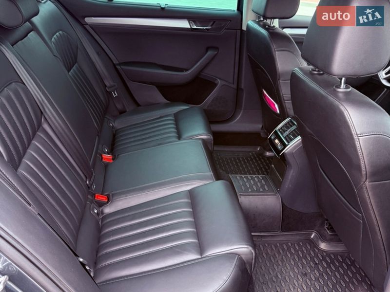 Лифтбек Skoda Superb 2017 в Ивано-Франковске