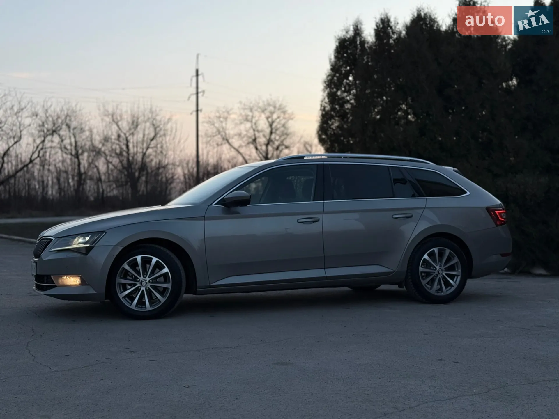 2018 Skoda Superb - мініатюра 2