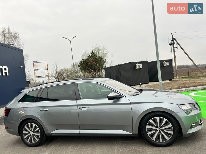 Универсал Skoda Superb 2017 в Ровно