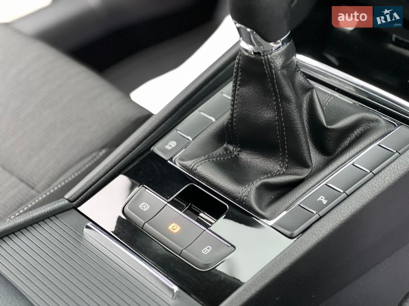 Универсал Skoda Superb 2017 в Ровно