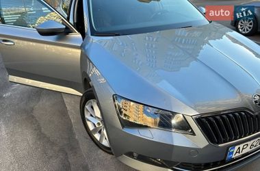 Лифтбек Skoda Superb 2018 в Киеве