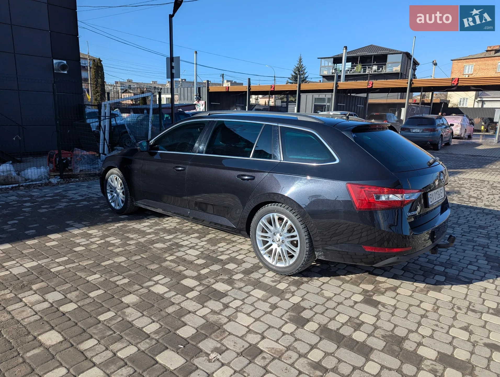 2016 Skoda Superb - мініатюра 2