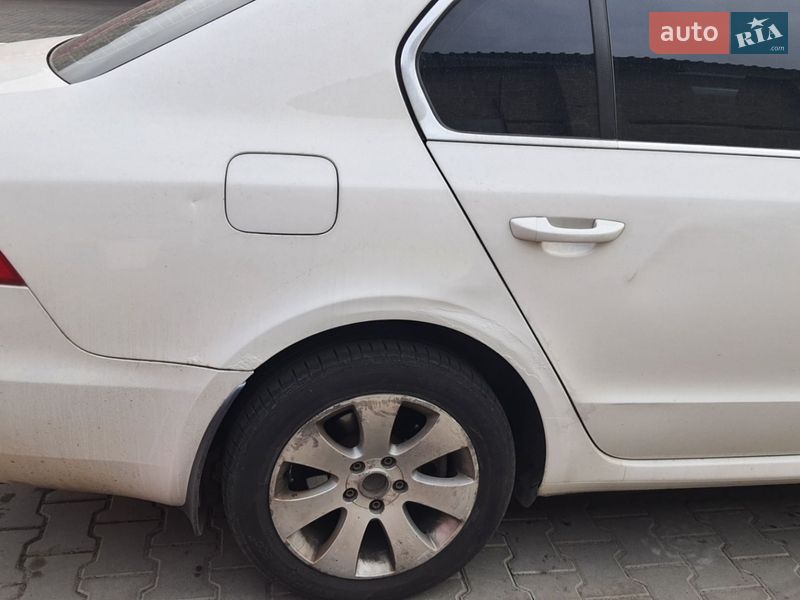Ліфтбек Skoda Superb 2011 в Києві
