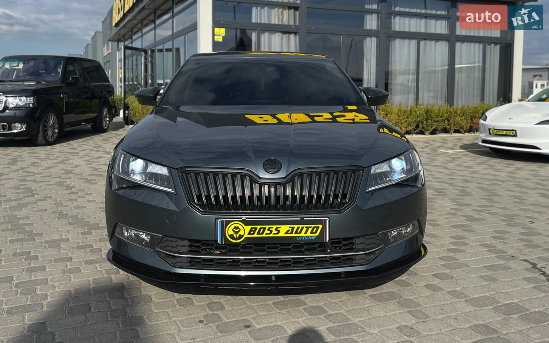 2016 Skoda Superb - мініатюра 2