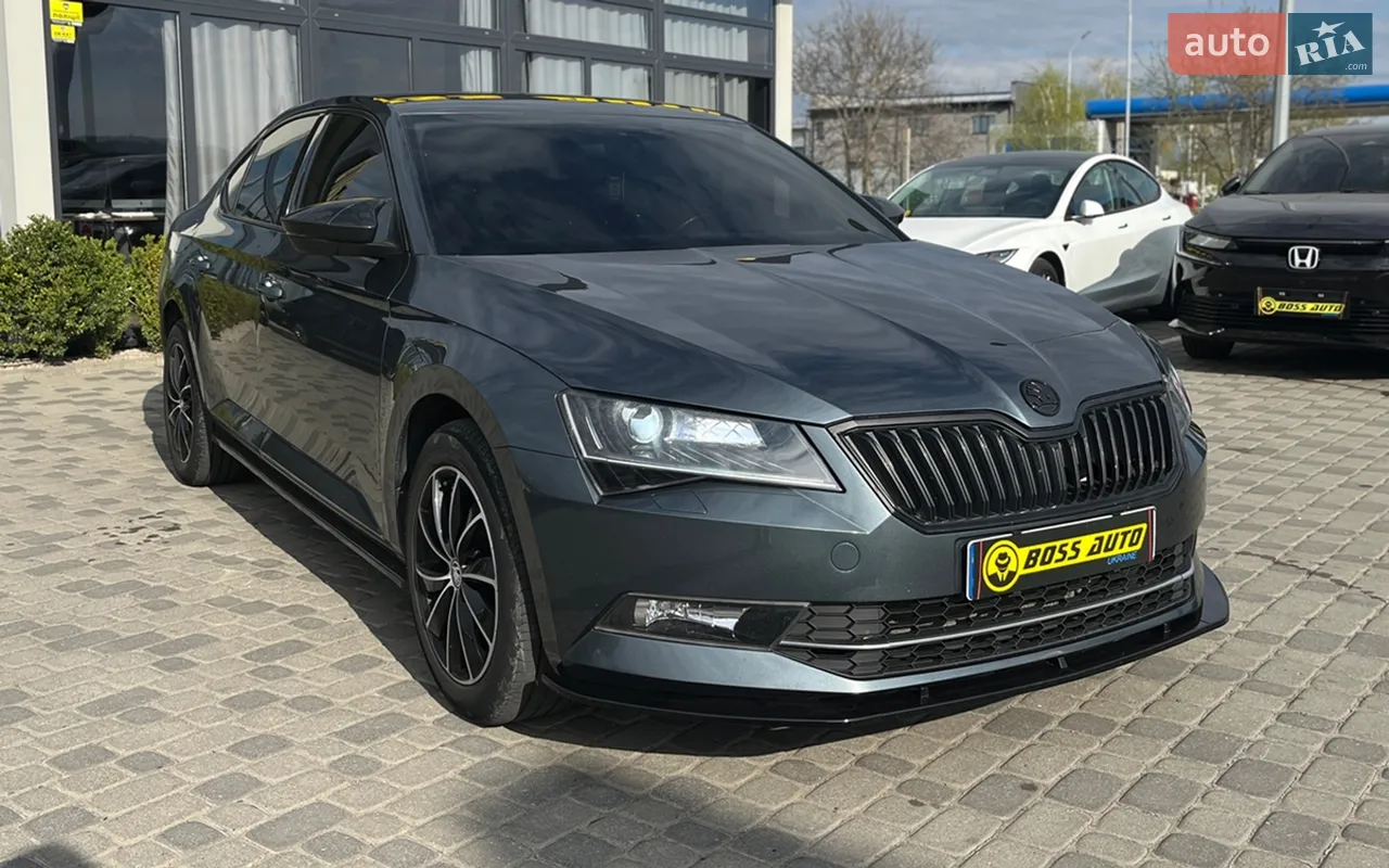 2017 Skoda Superb - мініатюра 19
