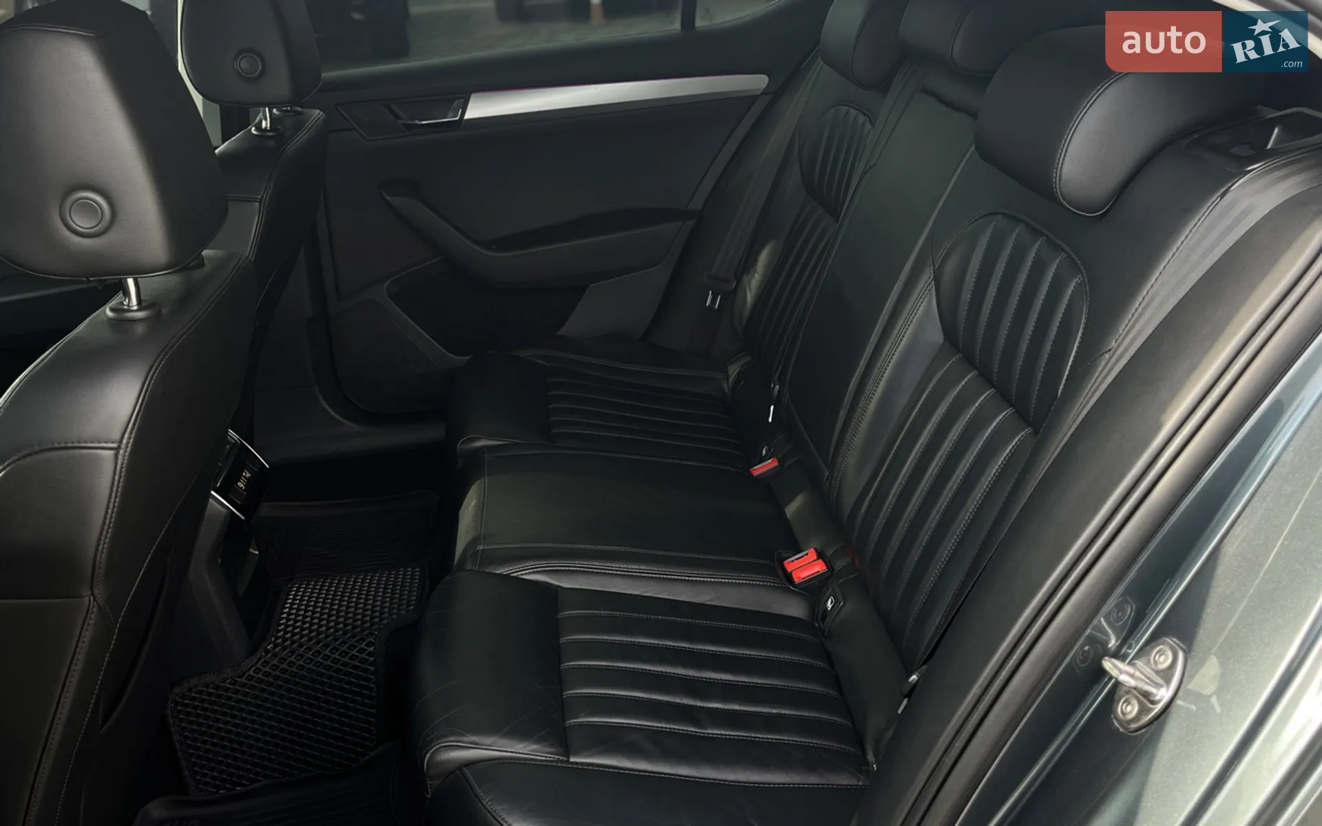 2016 Skoda Superb - мініатюра 27