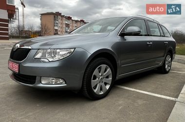 Універсал Skoda Superb 2011 в Умані