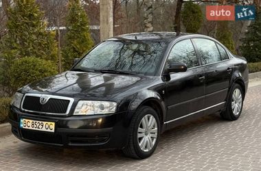 Лифтбек Skoda Superb 2005 в Львове