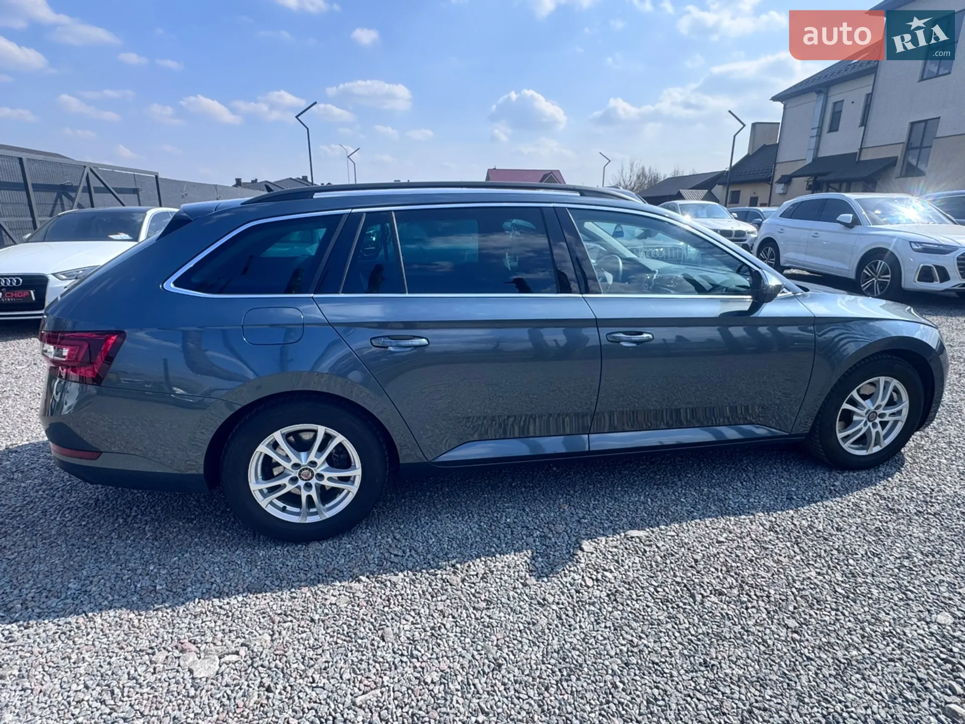 2019 Skoda Superb - мініатюра 10