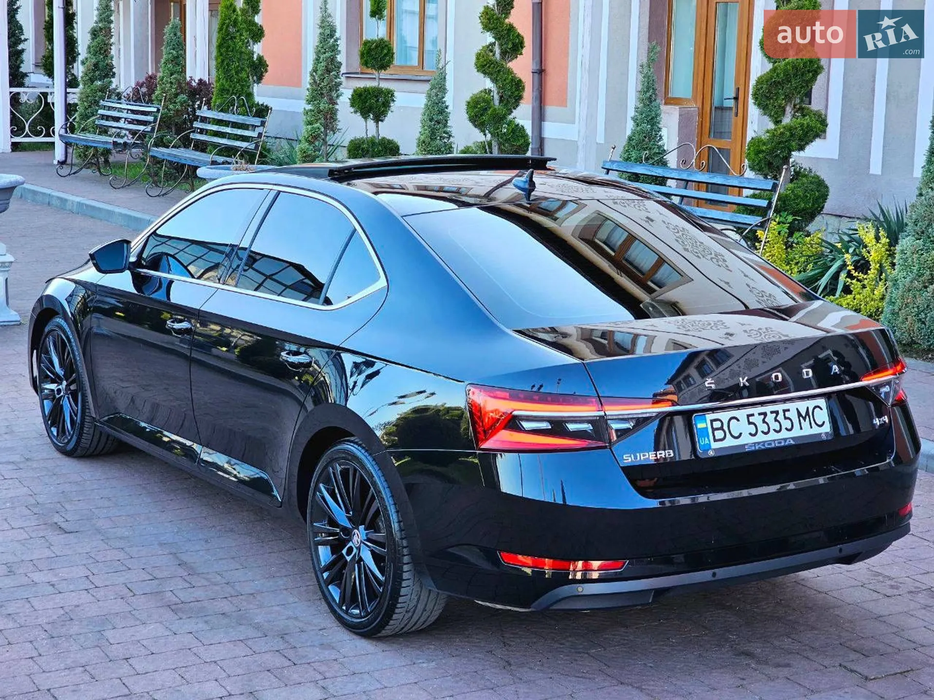 2019 Skoda Superb - мініатюра 3