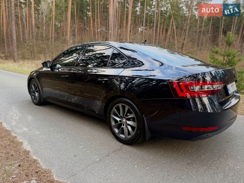 Лифтбек Skoda Superb 2019 в Киеве фото 55 Лифтбек Skoda Superb 2019 в Киеве
